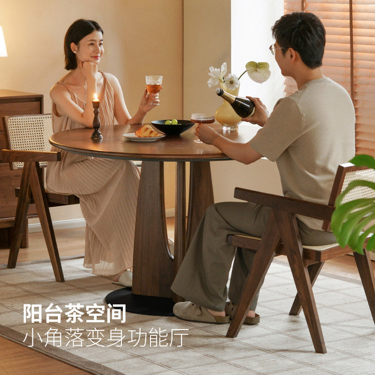 实木餐桌小户型餐厅圆桌黑胡桃木吃饭桌子简约洽谈桌