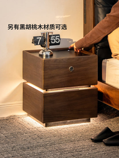 实木床头柜卧室智能带锁储物柜橡木原木风带插座小柜子