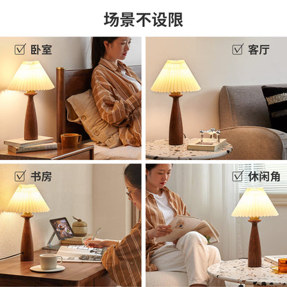 实木台灯卧室床头灯现代简约原木氛围夜灯布艺灯罩阅读灯