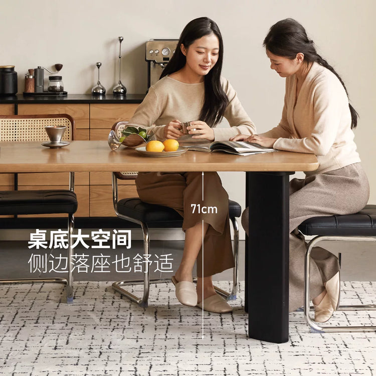 实木餐桌现代简约餐厅桌子白蜡木黑色奥斯塔撞色长桌