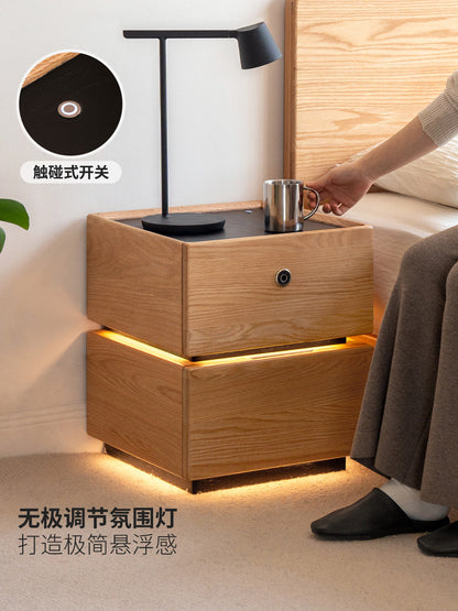 实木床头柜卧室智能带锁储物柜橡木原木风带插座小柜子