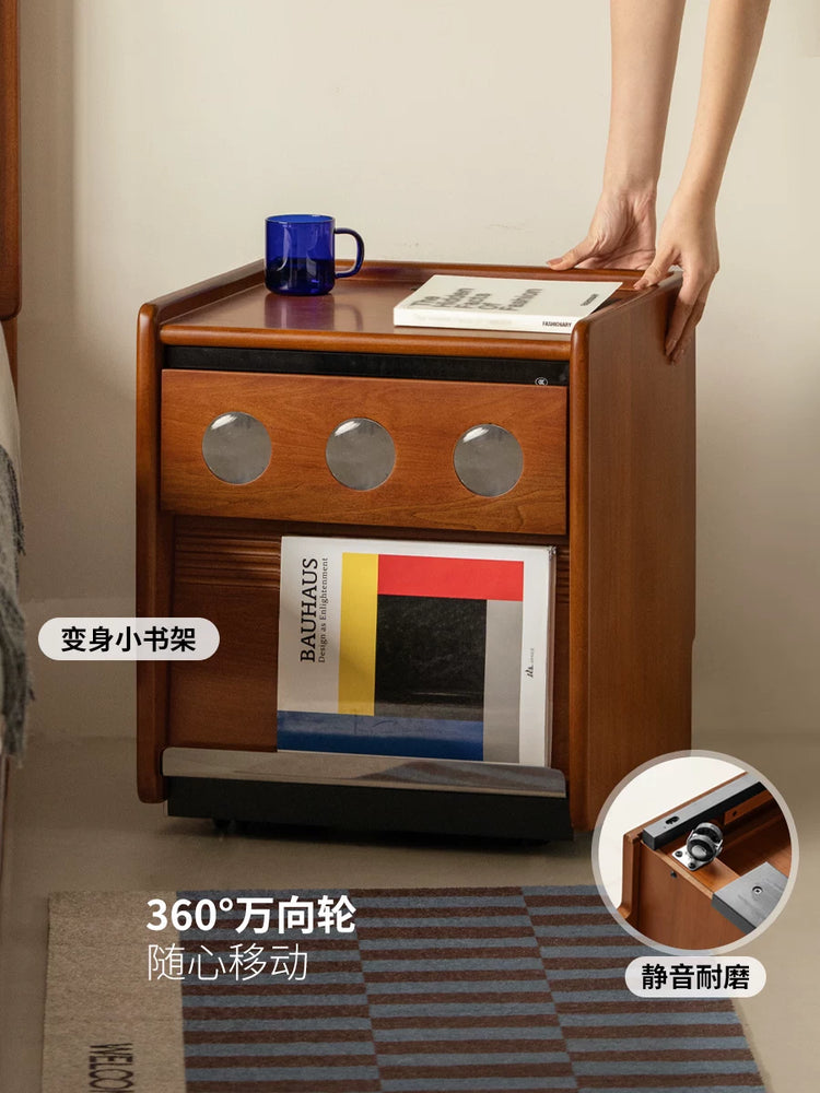 可移动实木床头柜中古风两抽置物柜卧室带插座收纳储物柜