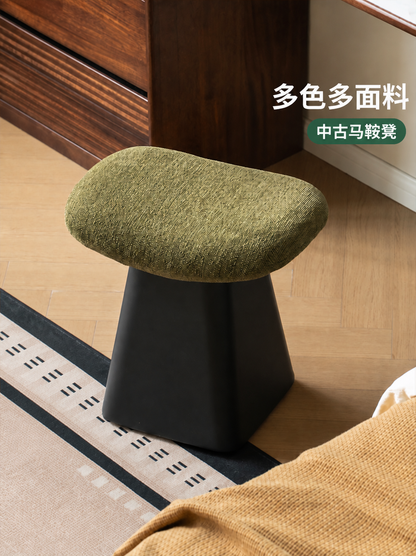 化妆椅卧室中古风梳妆凳马鞍形布艺软包凳换鞋沙发凳
