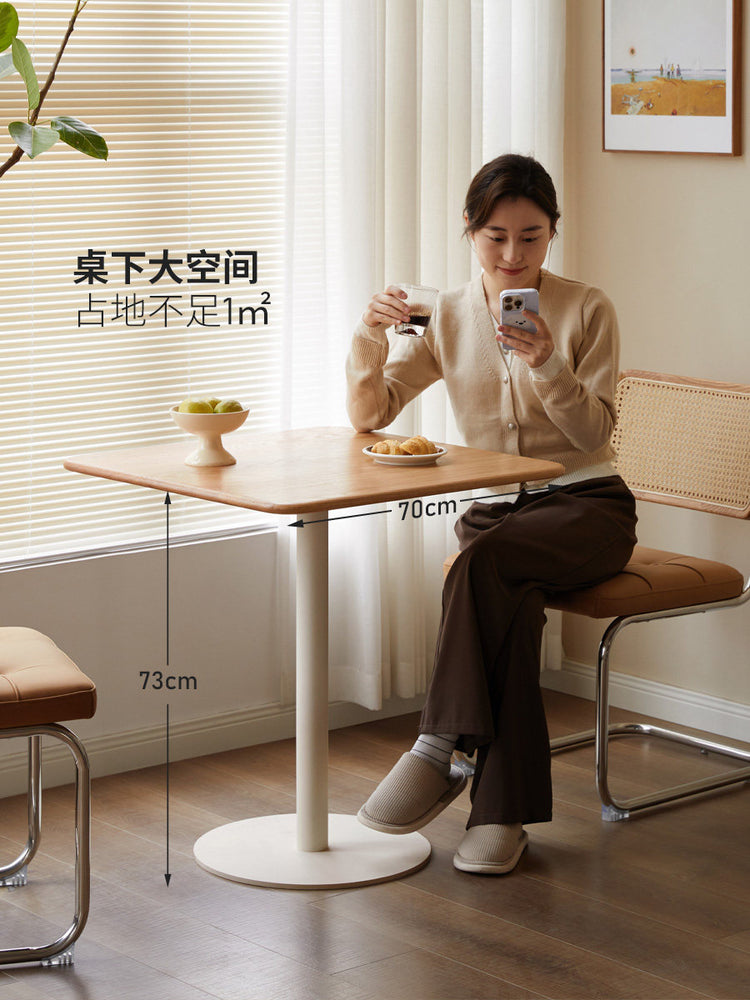 实木餐桌简约橡木圆桌小户型方桌原木色休闲桌洽谈桌